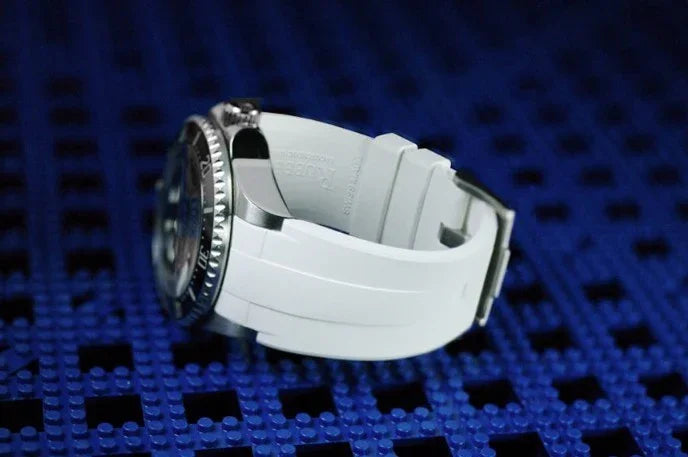 RubberB M207 strap White with buckle for DSSD 126660 - detail