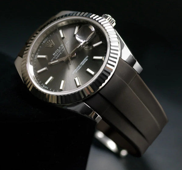 Rubber B strap M141 Brown with buckle