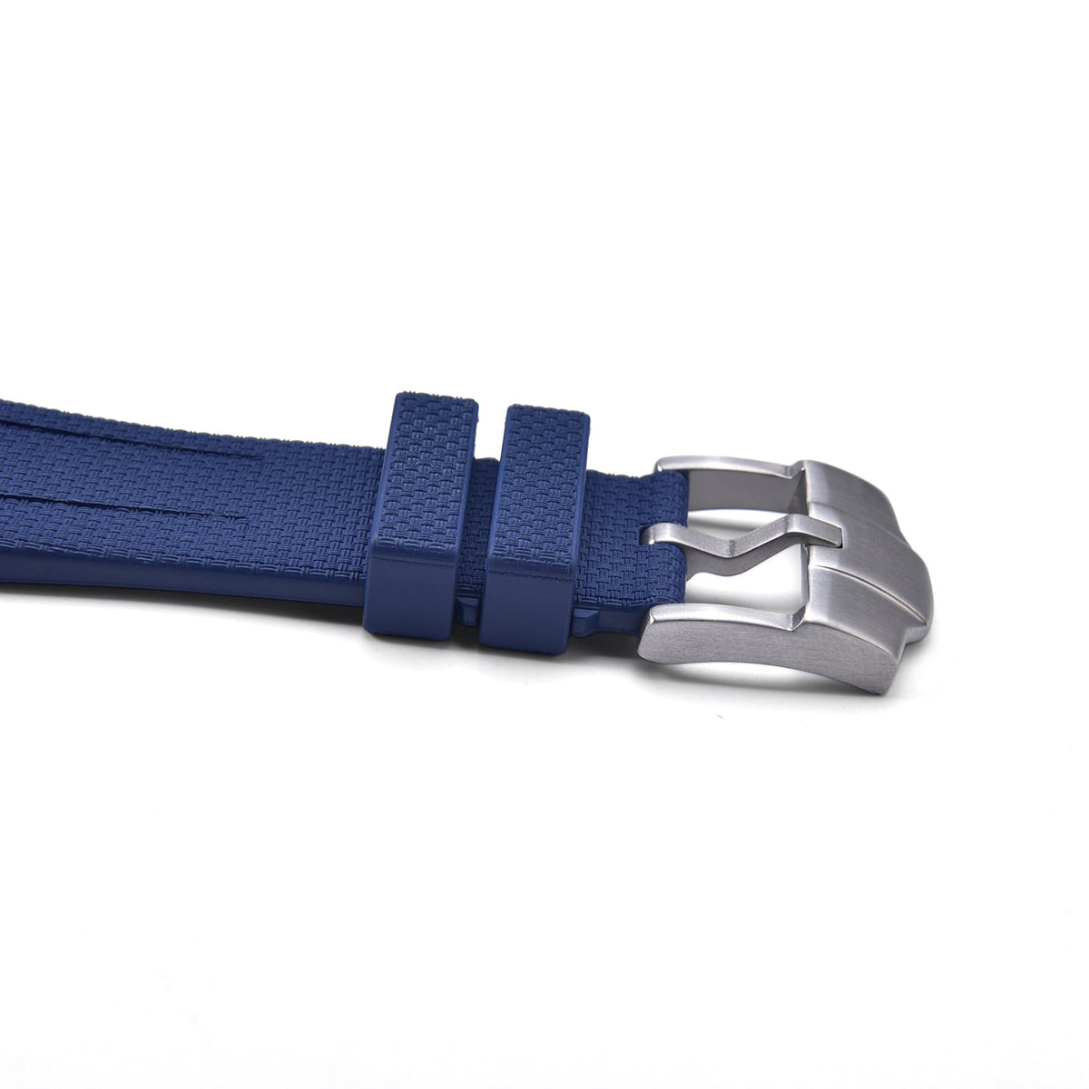Rubber strap and case for AP x Swatch Blue KronoKeeper – pin buckle close-up